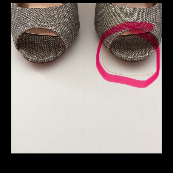 Badgley Mischka Heels 👠 - Picture 15 of 15